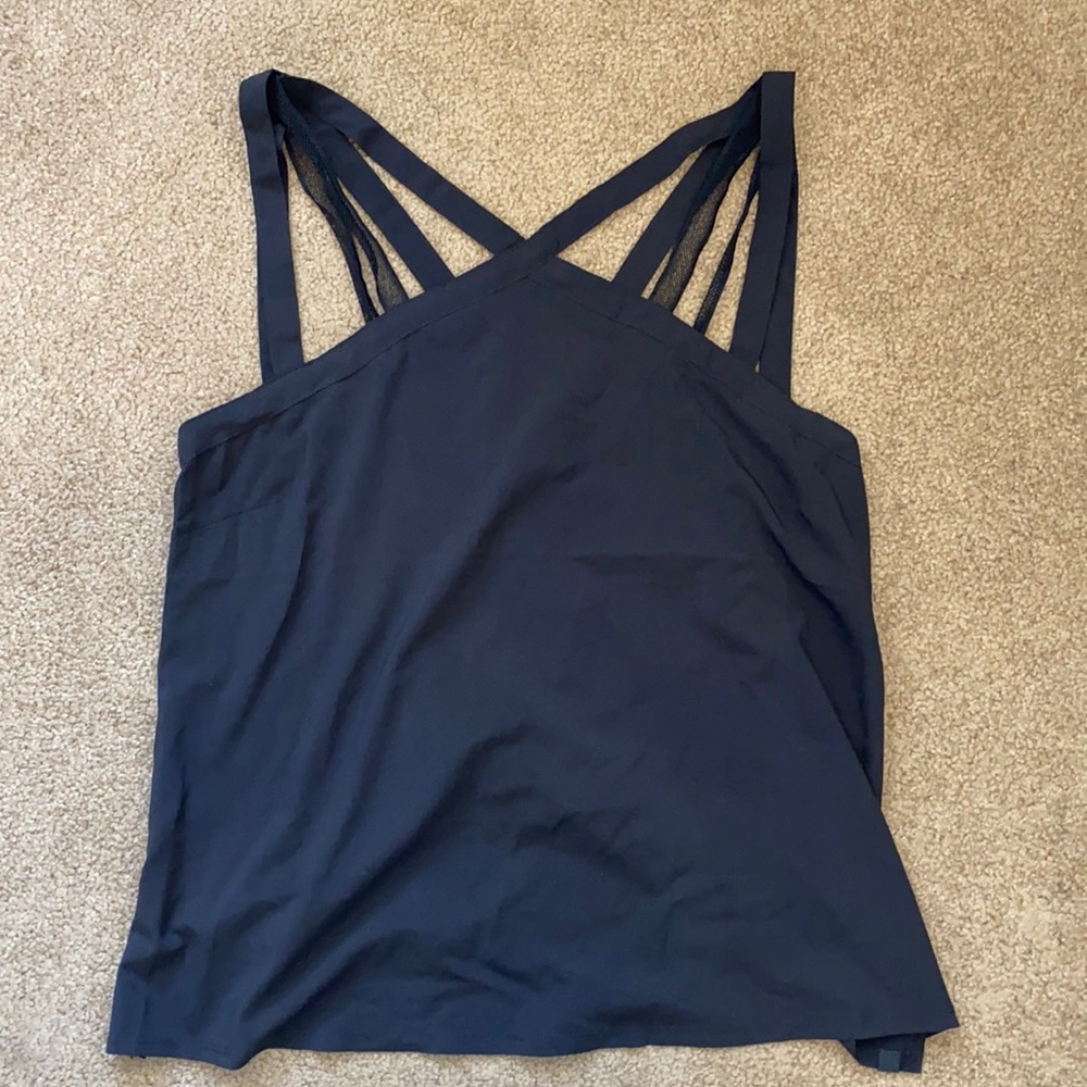 Fabletics top